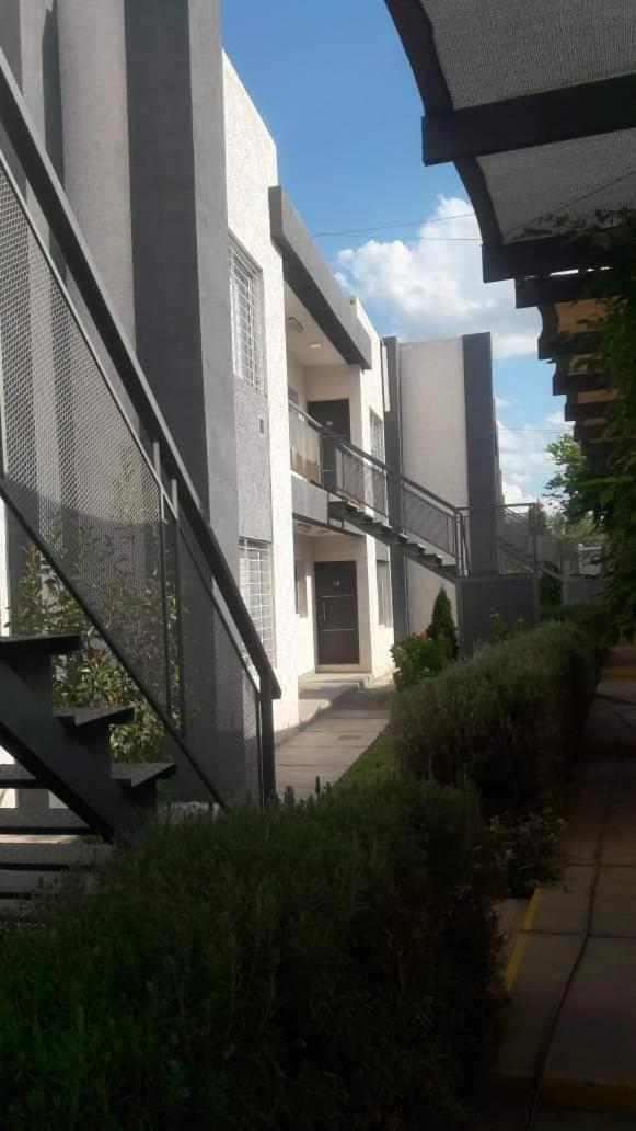 Departamentos Boutique De Disenador " Terraza 26 " - Cochera - Vista A La Montana - Cancelacion Gratuita - Sin Pagar Por Adelantado Mendoza Esterno foto